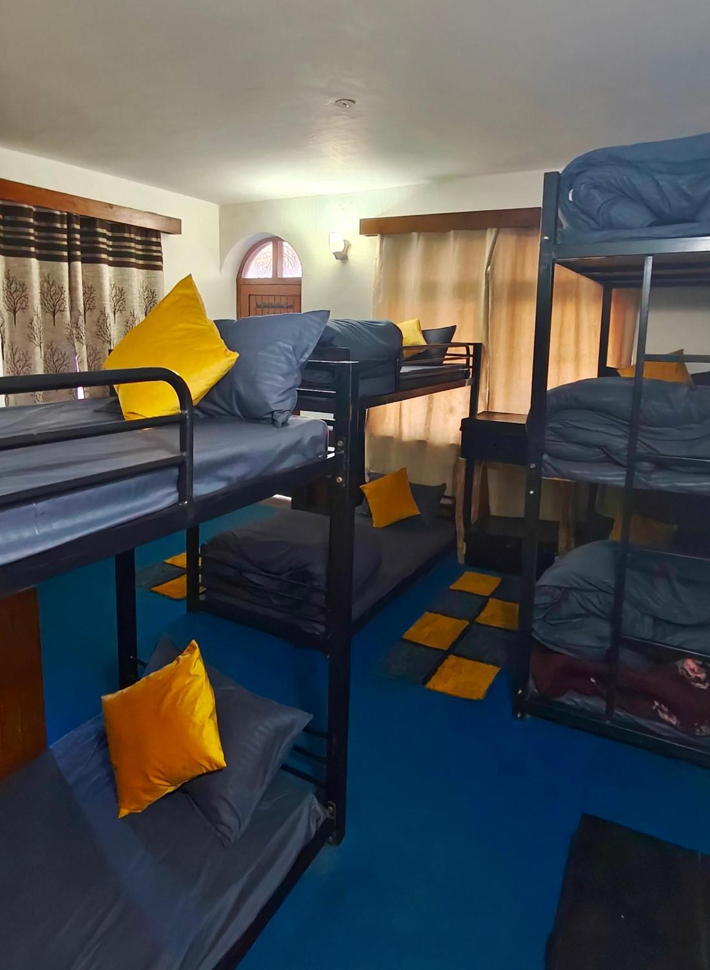 Basecamp Manali Hostel Ngoại thất bức ảnh