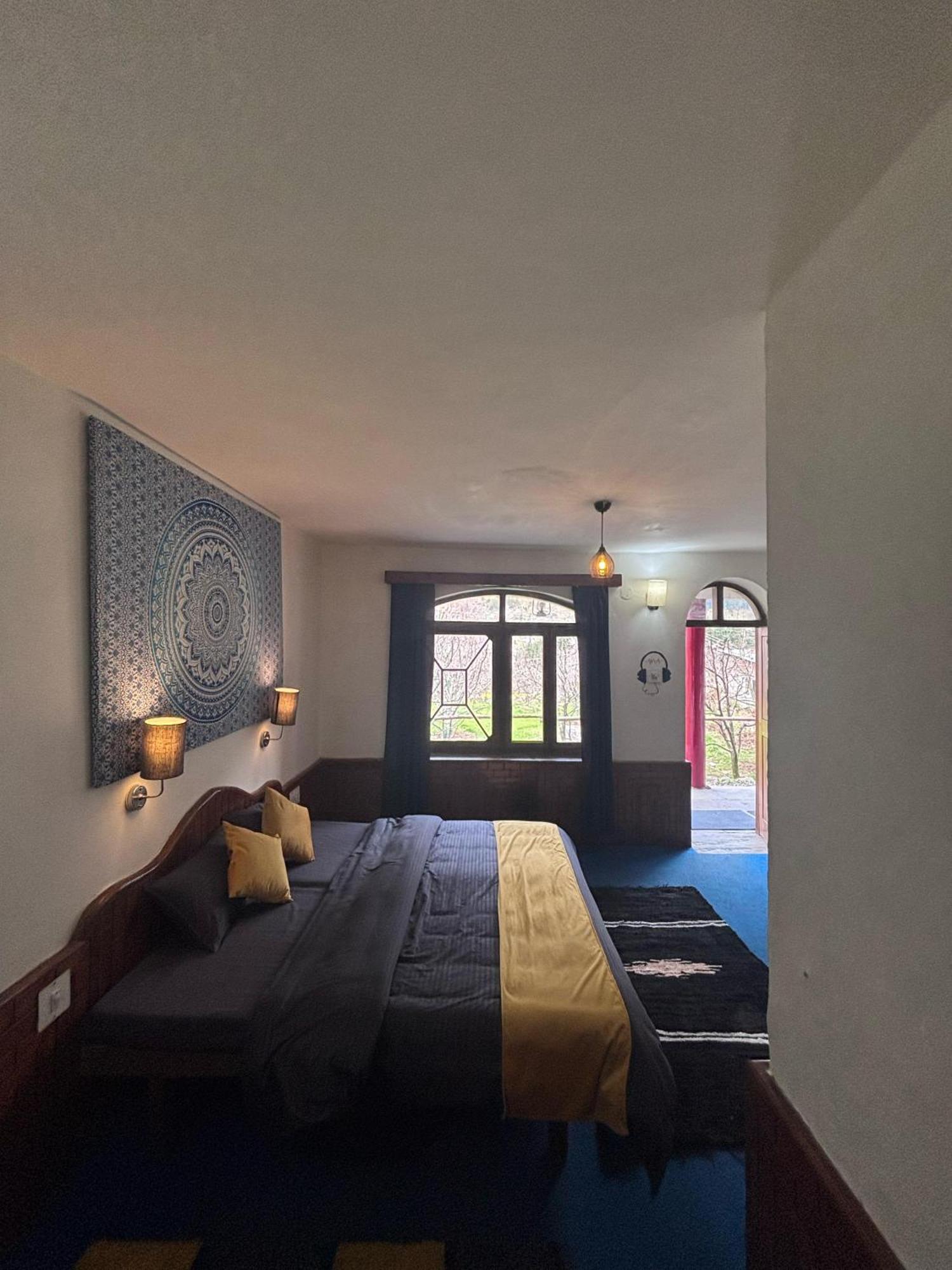 Basecamp Manali Hostel Phòng bức ảnh